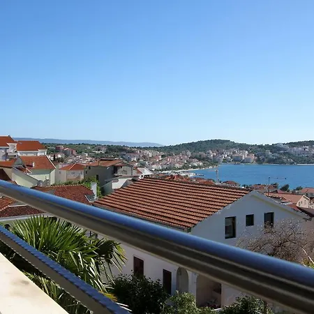 Villa Yvonne Trogir Exterior photo