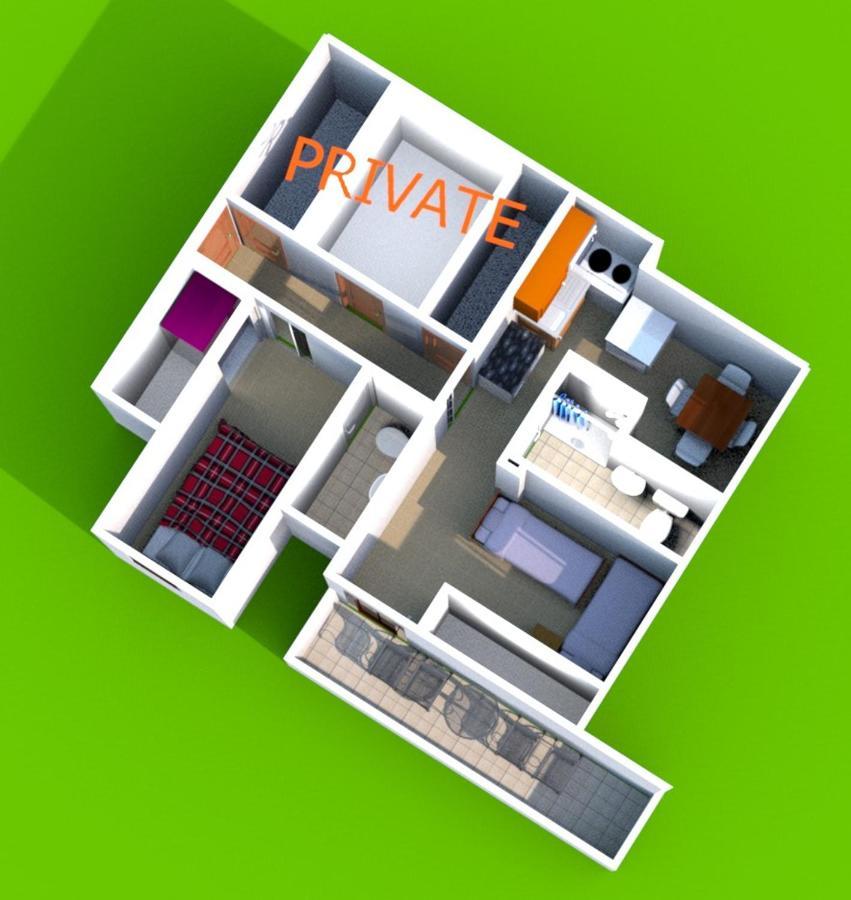 Yvonne Apartment *