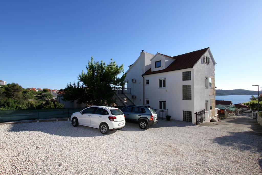 Yvonne Apartment Trogir